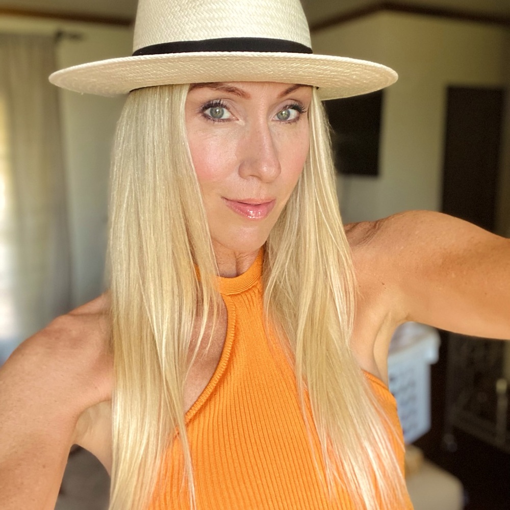 Meet your Posher, Cindy